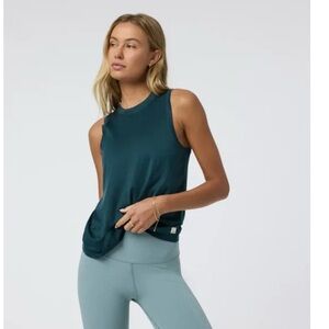 NWT Vuori Energy Top LONG Moss Heather